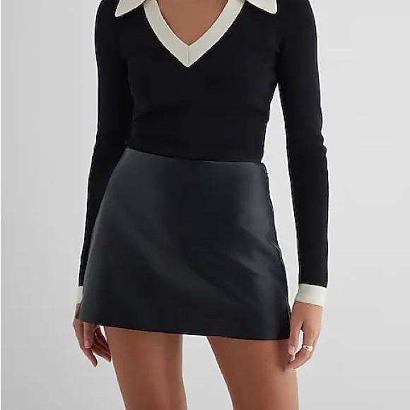 NWT Express Super High Waisted Faux Leather Mini-Skort - Picture 1 of 4